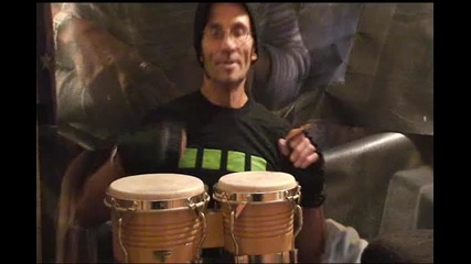 supered plays bongos 2012