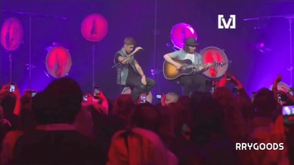 Justin Bieber Live & Intimate: As Long As You Love Me Acoustic