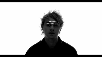 5 Seconds Of Summer - Amnesia (lyric video)