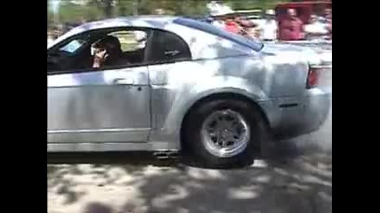 Ford Mustang Burnout 