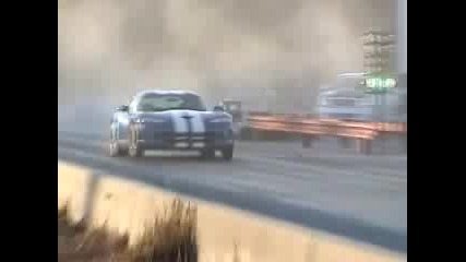 Drag On Dodge Viper