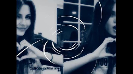 ( ( victoria justice ) )