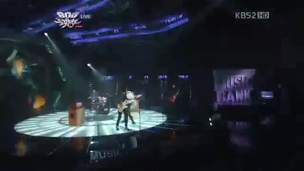 Jungshin забравя текста на песента