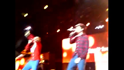 One Direction - What Makes You Beautiful в Southend 19/12/11 на Up All Night Tour