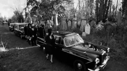R . I . P Връщаме Времето Hазад / Amy Winehouse - Back To Black / Hазад към Черното