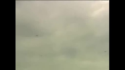 Жесток Инцидент Във Въздушно Шоу Със Самолети