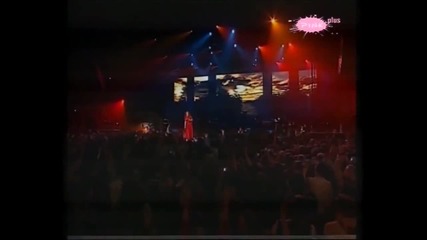 Neda Ukraden ~ Zora je 2011 (live)