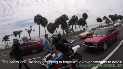 Жена вади пистолет за да защити мъжа си от мотористи хулигани!