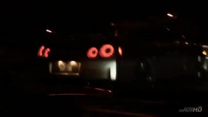 Street Race Ferrari F430 vs Two Nissan Gtr R35 vs Porsche 911 Turbo