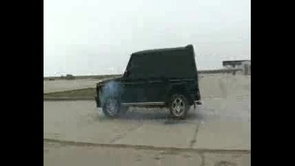 Mercedes - Benz G55 wheel spin 
