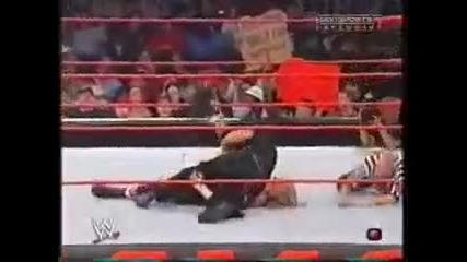 Raven vs. Tommy Dreamer - Loser Leaves Raw 