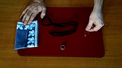 Magia con spiegazione- corda anello