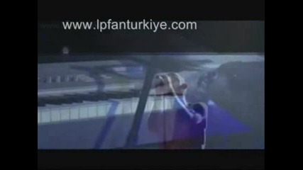 Linkin Park - Pushing me away