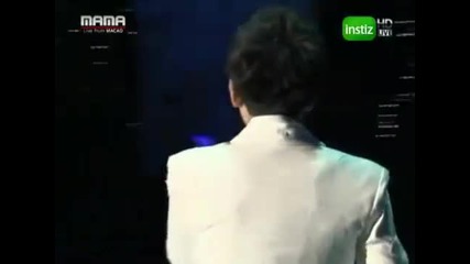 Gummy ft. Zhang Jie - The Moon Represents My Heart 
