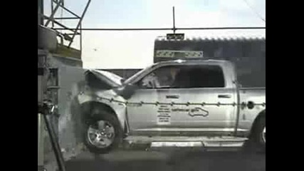 Dodge Ram Crash Test