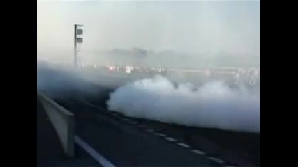 много як burnout на camaro