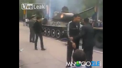 Един танк по малко кво толкова