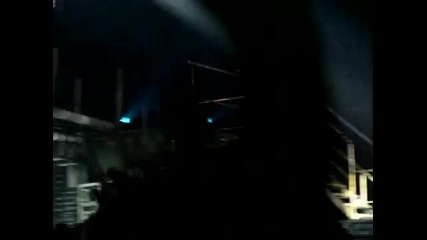 Tokio Hotel - World Behind My Wall [live] - Welcome to Humanoid city Tour - (25.02.2010)
