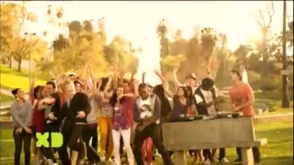 Zeke&luther-in the Summertime