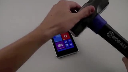 Nokia Lumia 925 Hammer & Knife Test