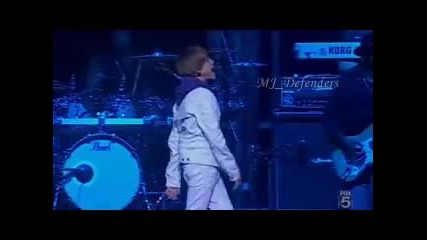 [hq] Justin Bieber Teen Choice Awards 2010 Live Performance