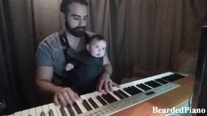 Ето как се приспива бебе с пиано