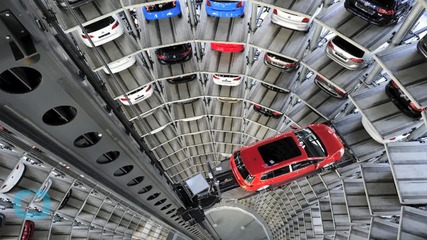 Volkswagen Offers Standard Crash Avoidance Systems for 2016 Models