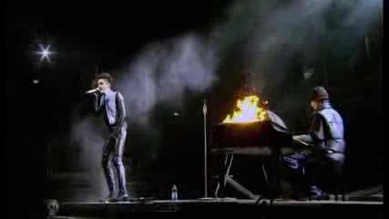 Tokio Hoel - Zoom into me (humanoid City Live )