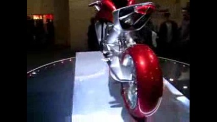 Модел На Honda V4 
