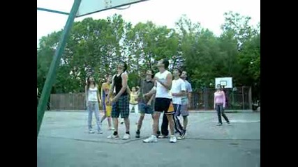 Баскетболни изпълнения в гимназията в Монтана
