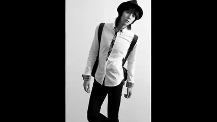 ulzzang style ( Rihanna - Push Up On Me ) 