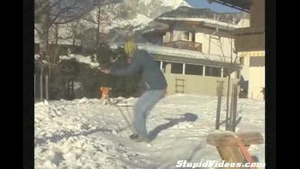 Екстремни умения - салто върху еластично въже
