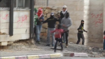 State of Palestine: Bethlehem rocked by clashes as IDF rain down tear-gas on protesters