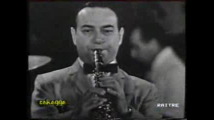 Louis Armstrong - When The Saints Go Marchin In