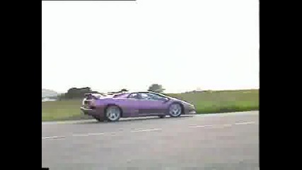 Bugatti срещу Lamborghini Diablo