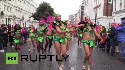 Великобритания: Хиляди танцуваха по улиците в последният ден от карнавала Нотинг Хил