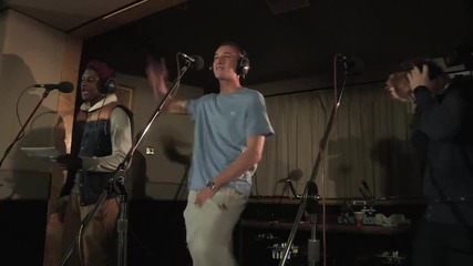 Devlin ft Ed Sheeran & Labrinth - No Church in the Wild (live Lounge)