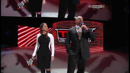 Играта и Стефани говорят за мача на Сина и Ортън / Wwe Tlc 2013