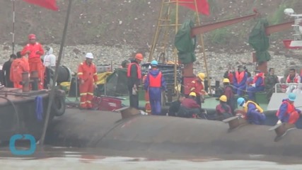 Death Toll Climbs to 82 as China Rights Capsized Ship