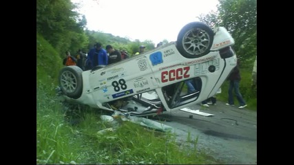 Снимки на катастрофи от - Rallye Cantabria Infinita 2008 
