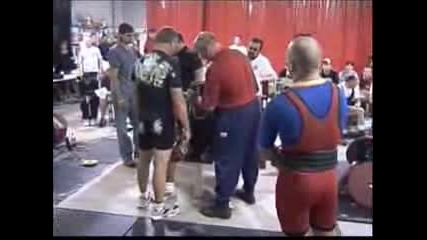 Nasty Benchpress Accident - Nice Spotting