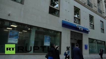 France: Paris VTB branch pictured as assets are frozen in Yukos investigation