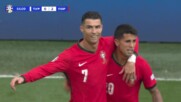 Великодушие от Роналдо и 3:0 за Португалия срещу Турция (видео)