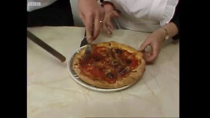 How to make a pizza - Keith Floyd - Bbc 