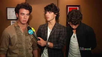 Jonas Brothers Secret Show ]