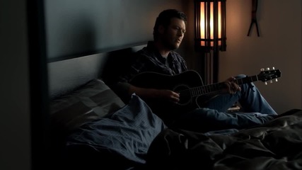 Blake Shelton - Who Are You When I'm Not Looking (official Video)