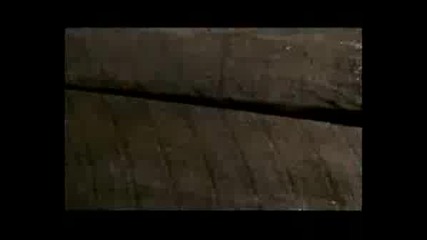 Thousand Foot Krutch - Falls Apart