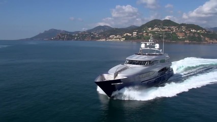 Една яхта, при която няма компромиси със стила и качеството: Vicem Vulcan 46m