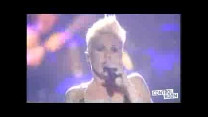 Pink - Nobody Knows Live In Wembley - Im Not Dead Tour