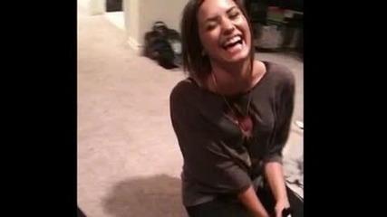 Demi Lowatto - Who says youre not perfect?